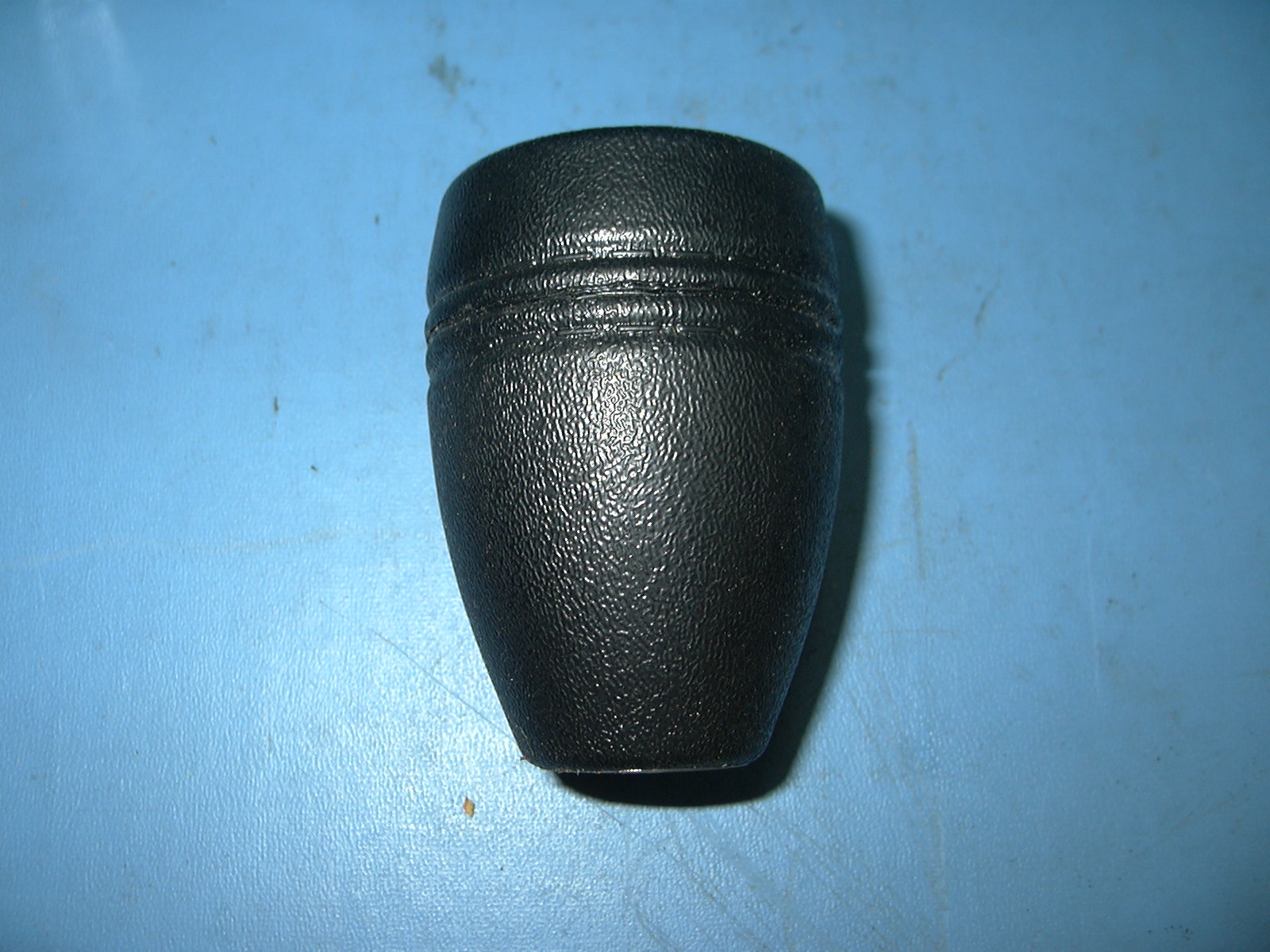 1975 - 1980 GM Gearshift Knob with Button NOS # 349589 side