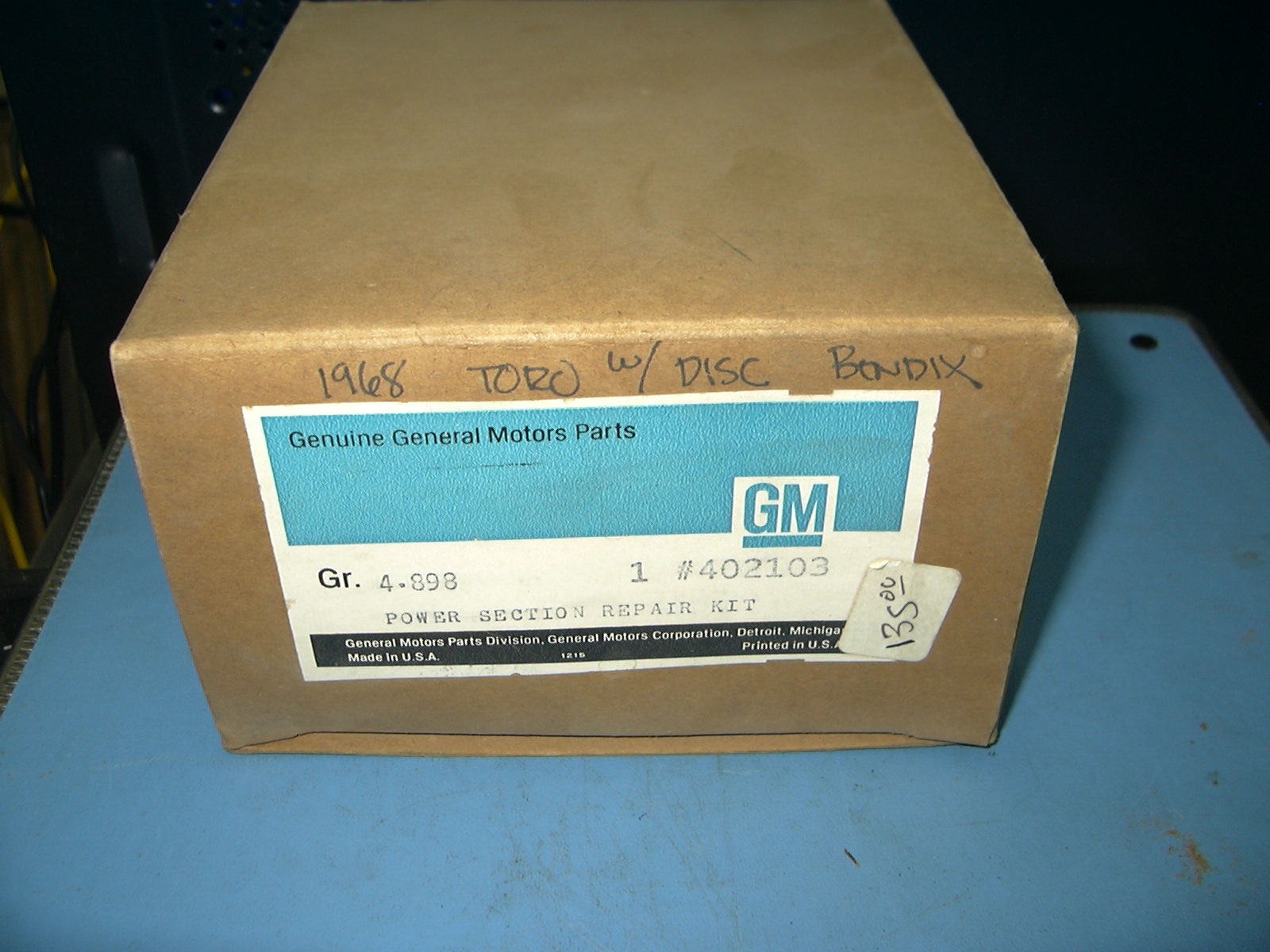 1967 - 1968 Oldsmobile Power Brake Assist Cylinder Repair Kit NOS # 4012103 Package