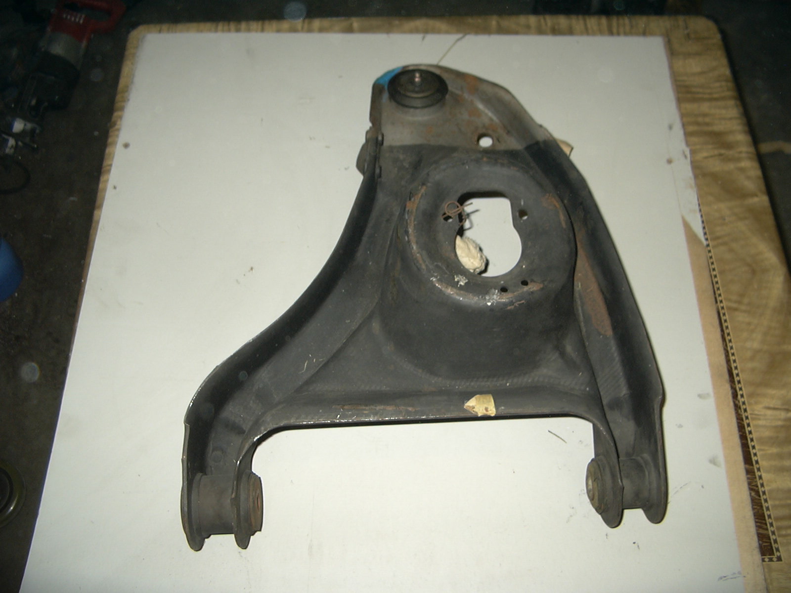 1977 - 1987 General Motors Lower Right Hand Control Arm NOS # 14039016