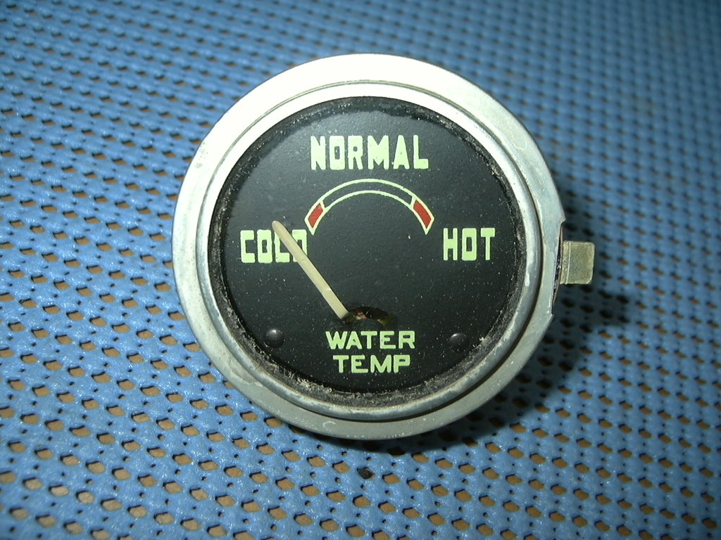 1963 GMT Water Temperature Gauge NOS # 1513227