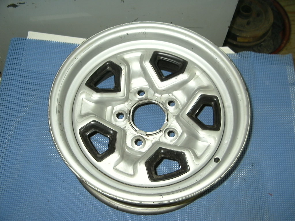 1982-1989 S10/S15 Steel Rally Wheel NOS # 14077046 / 14 X 6 FAJ