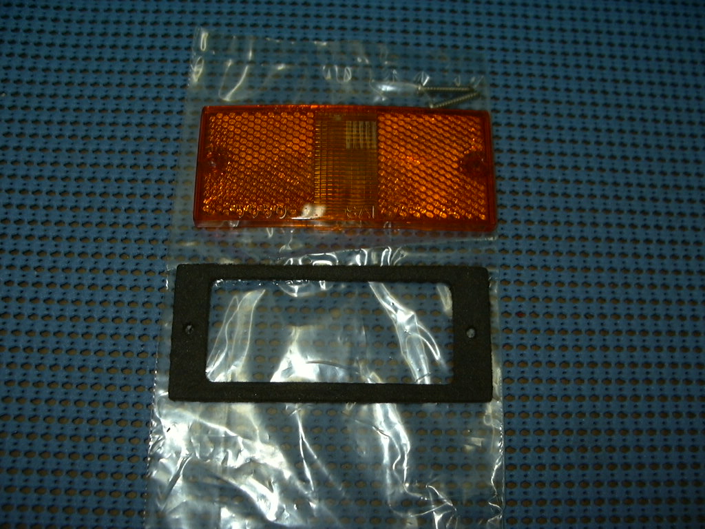 1973 Chevrolet and GMC Parking Lamp Lens Package NOS # 703537