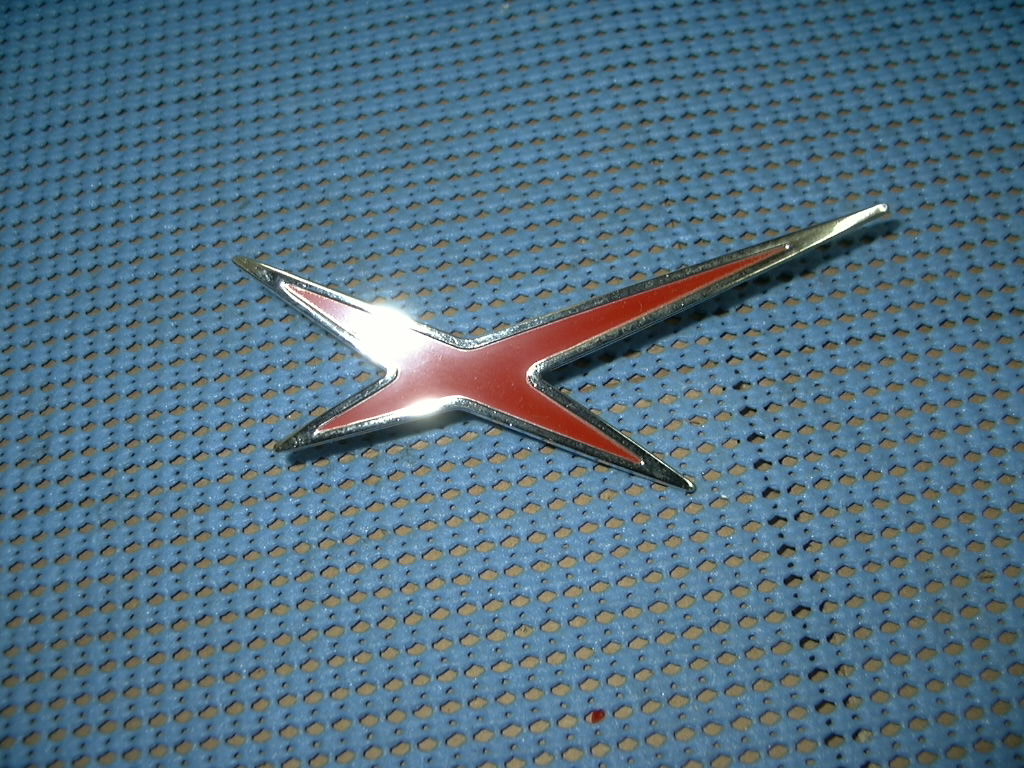 1962 Oldsmobile Starfire Emblem NOS # 4851318