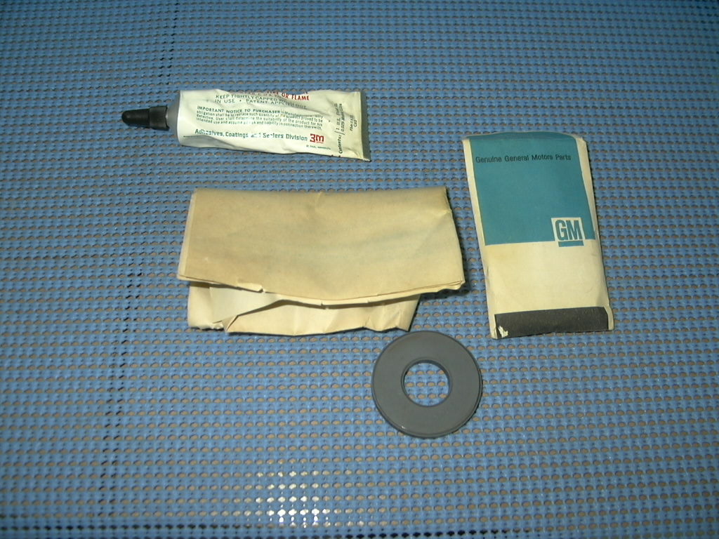 1955 - 1964 Chevrolet Transmission Case Chip Collector Magnet Unit NOS # 3869240