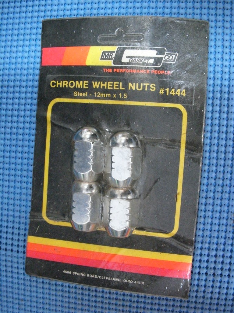 Mr Gasket Right Hand Chrome Wheel Nuts (12mm x 1.5) NORS # 1444