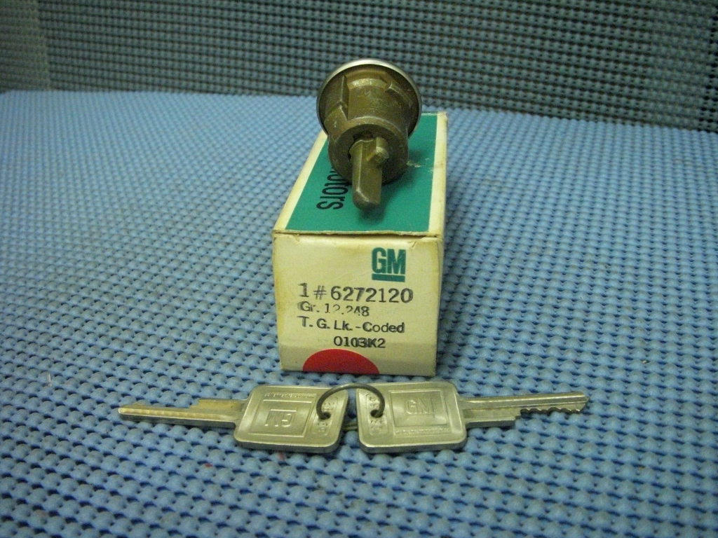 1970 - 1973 GM Tail Gate Lock with Keys NOS # 6272120