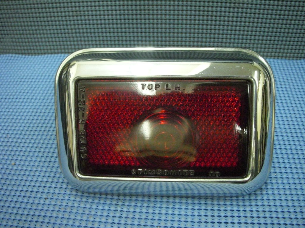 1942 - 1947 Left Hand Tail Lamp Assembly NOS # 927227