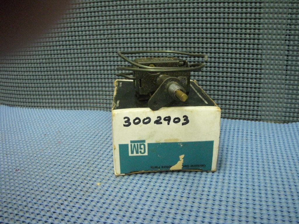 1964 Chevrolet A/C Evaporator Control Switch NOS # 3002903