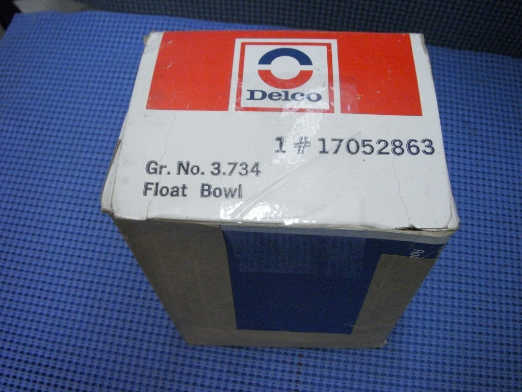 1975-1977 GM Carburetor Float Bowl NOS # 17052863