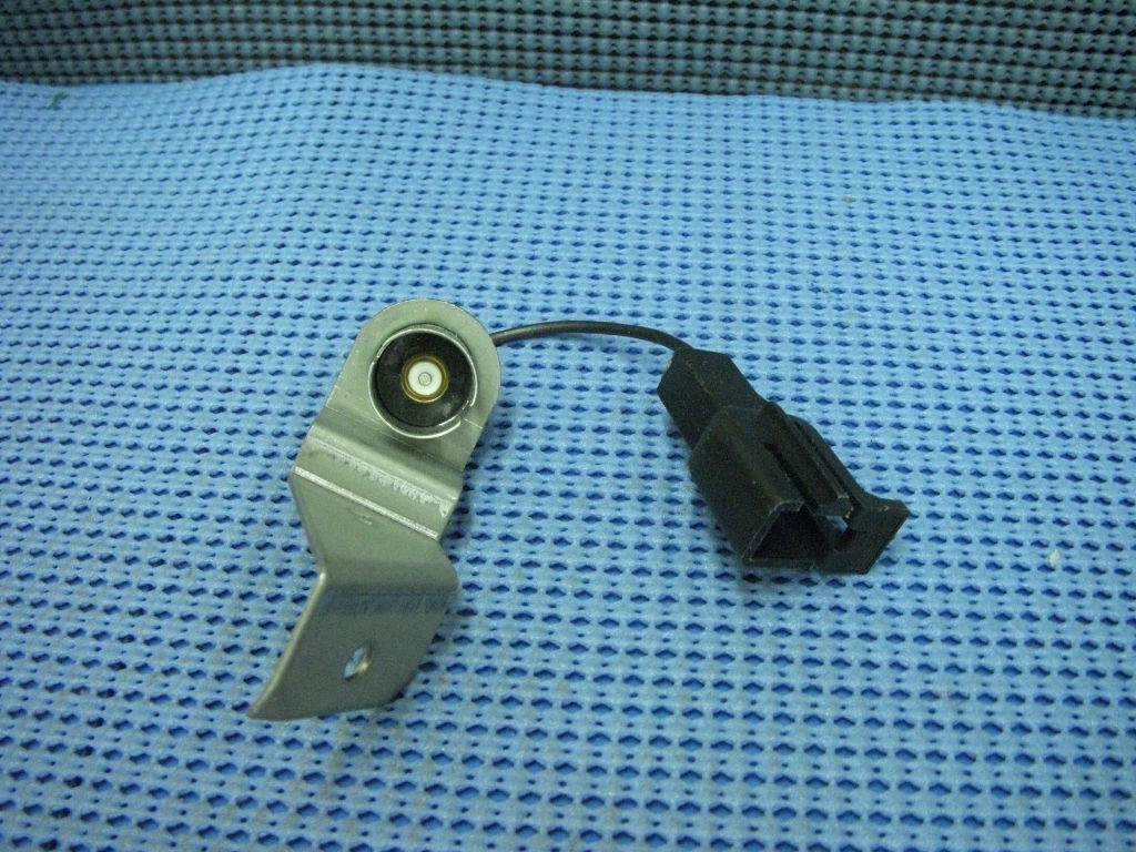 1980 - 1988 GM Luggage Compartment Lamp NOS # 20165825