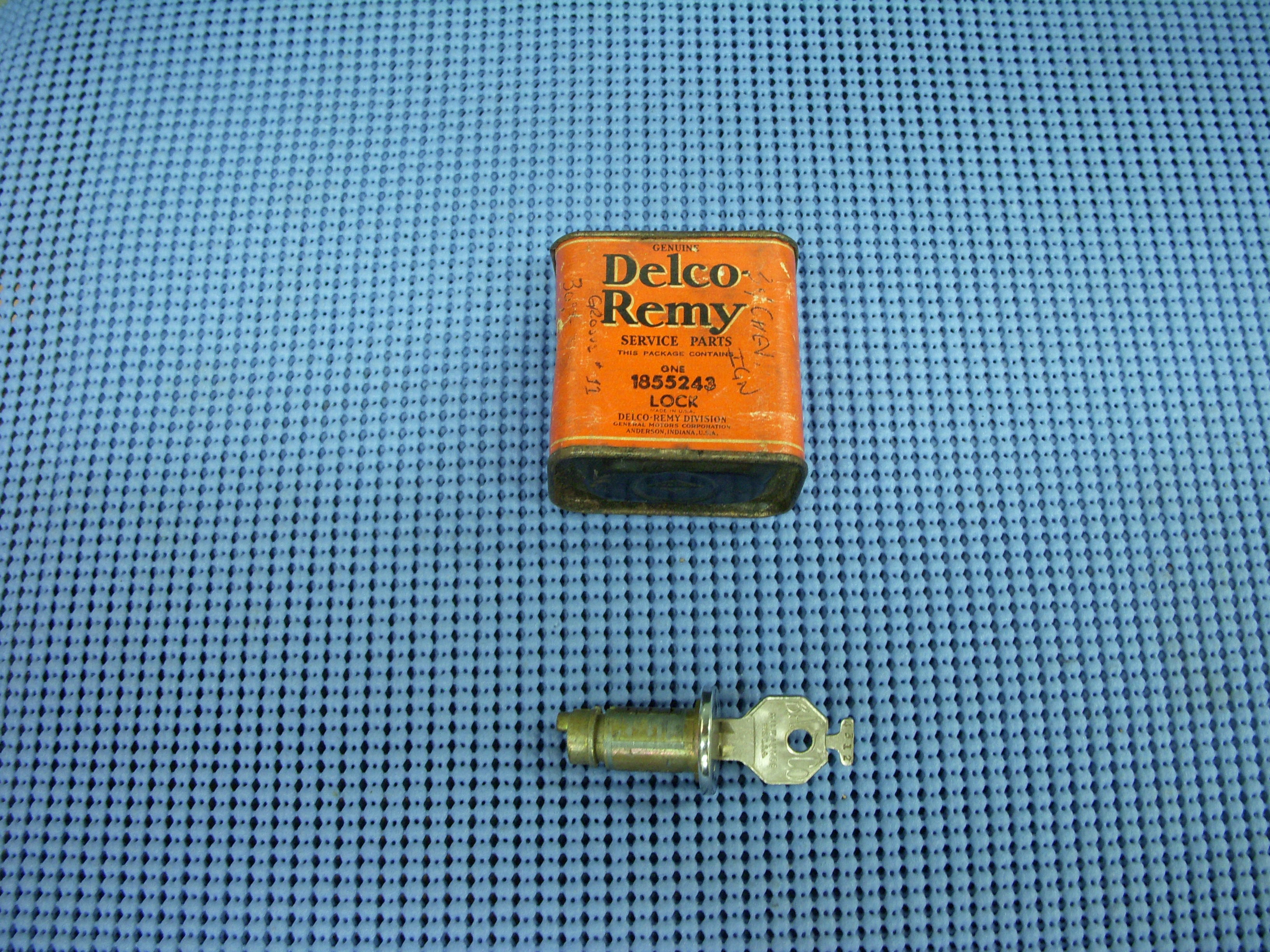 1934 GM Ignition Lock Cylinder With Key NOS # 1855243