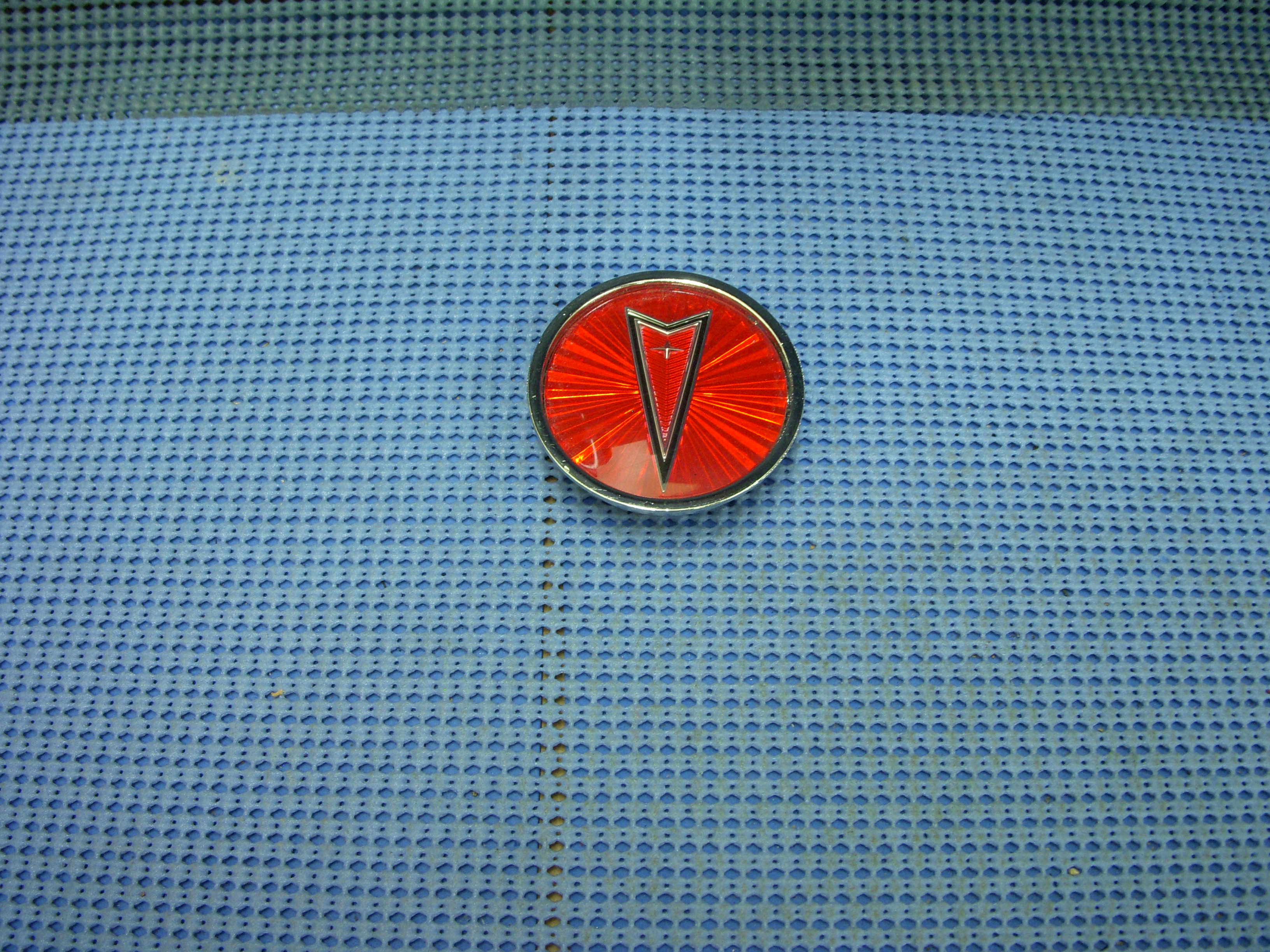 1982 - 1984 Pontiac Hub Cap with Medallion NOS # 10014237