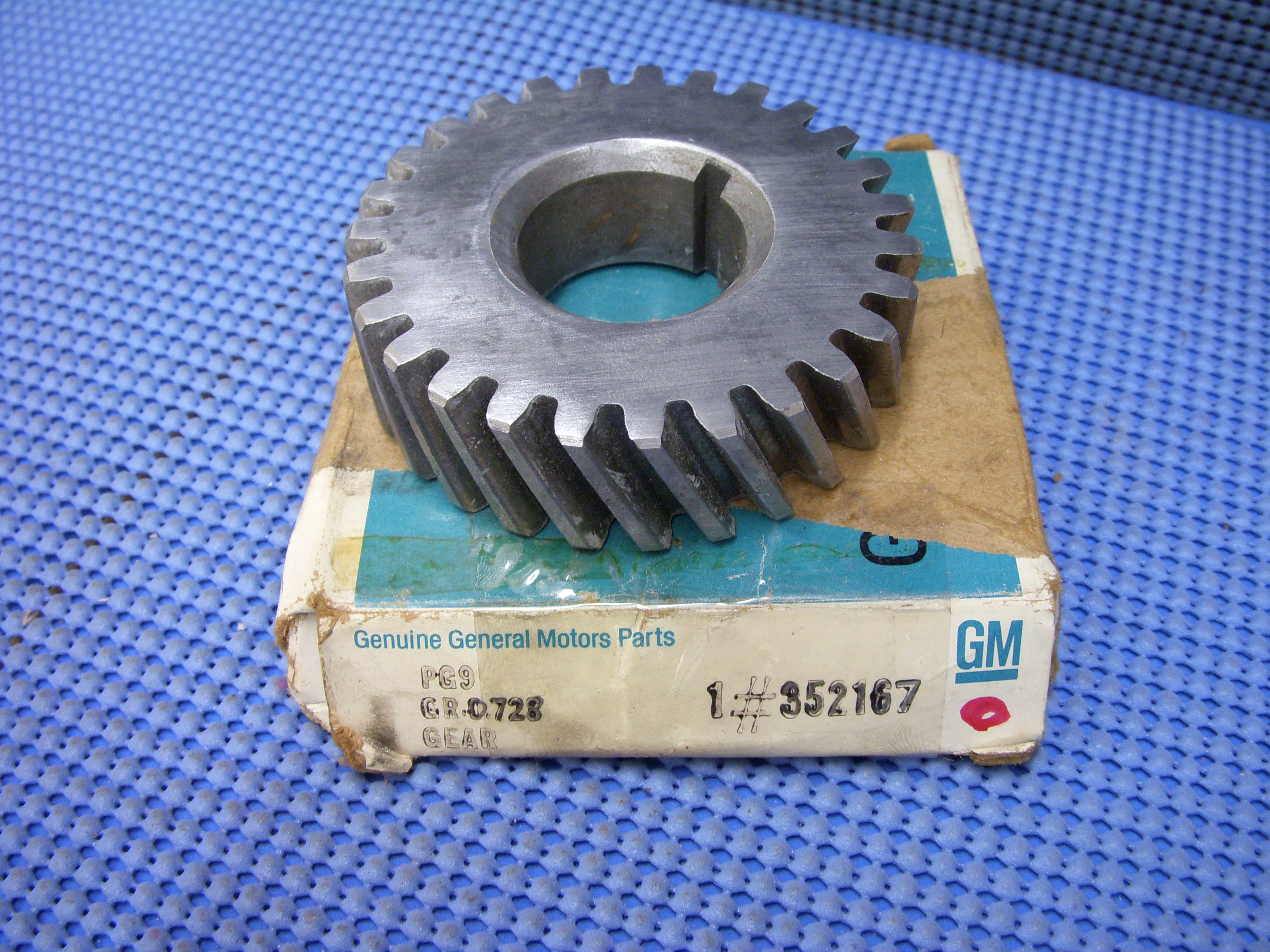 1975 - 1982 GM Crankshaft Timing Gear NOS # 352167