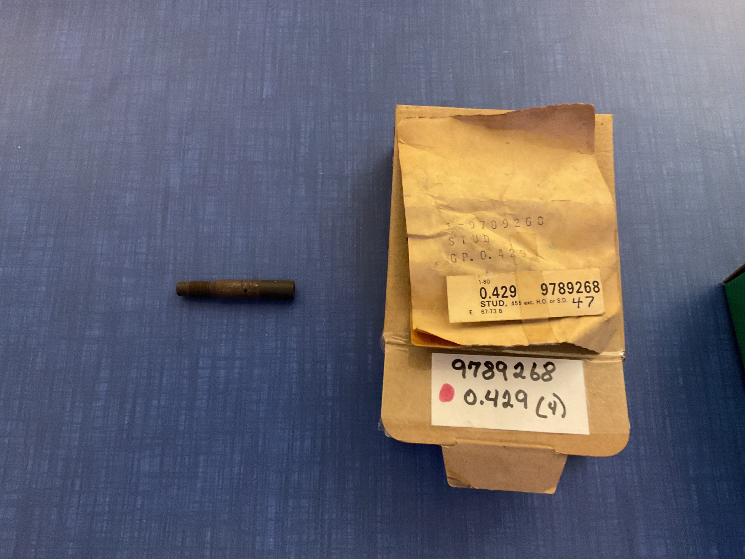 1967-1973 Pontiac NOS Engine Valve Rocker Arm Stud GM # 9789268 ...